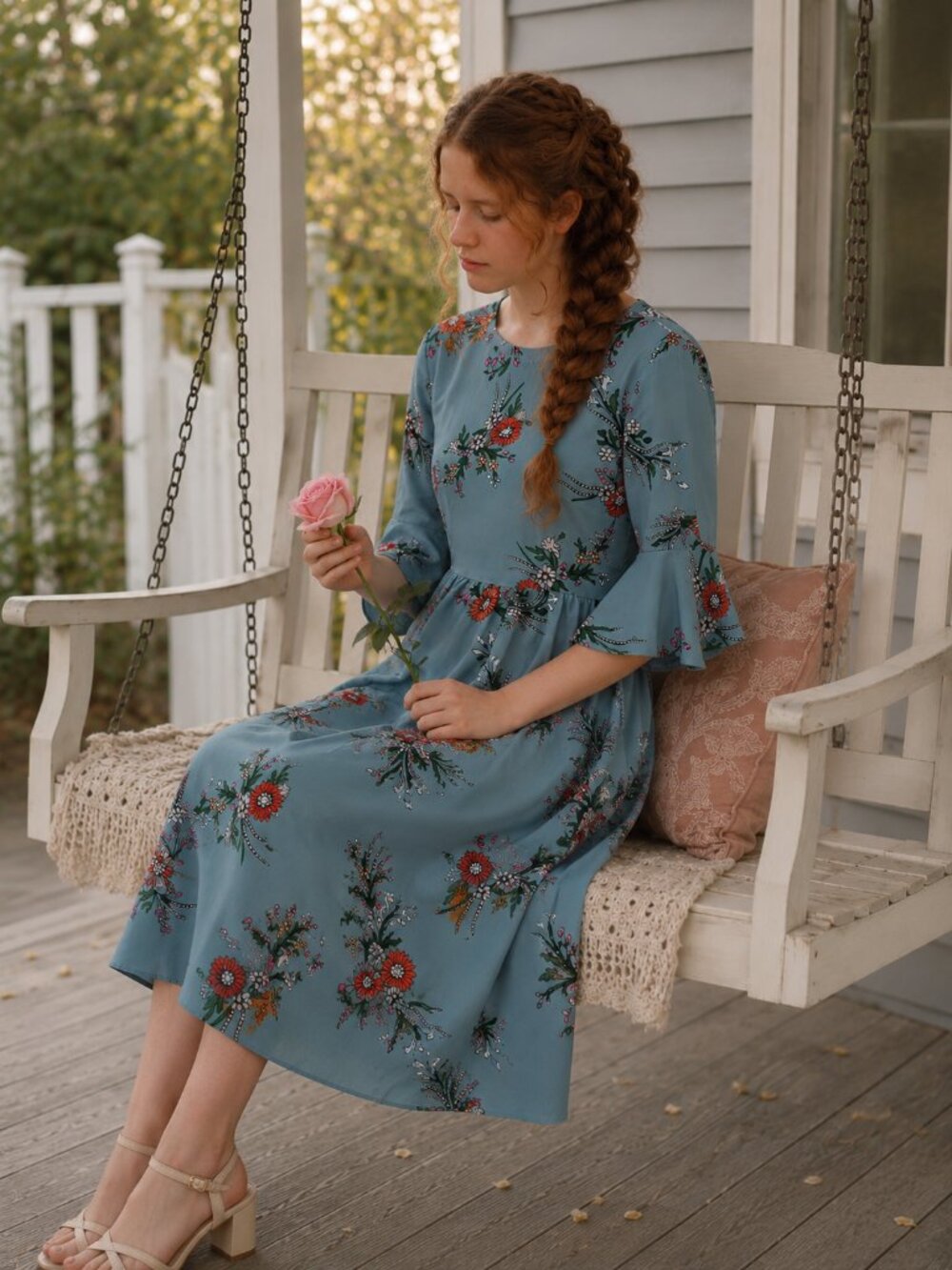 Women’s Boutique Blue Floral Midi Dress
